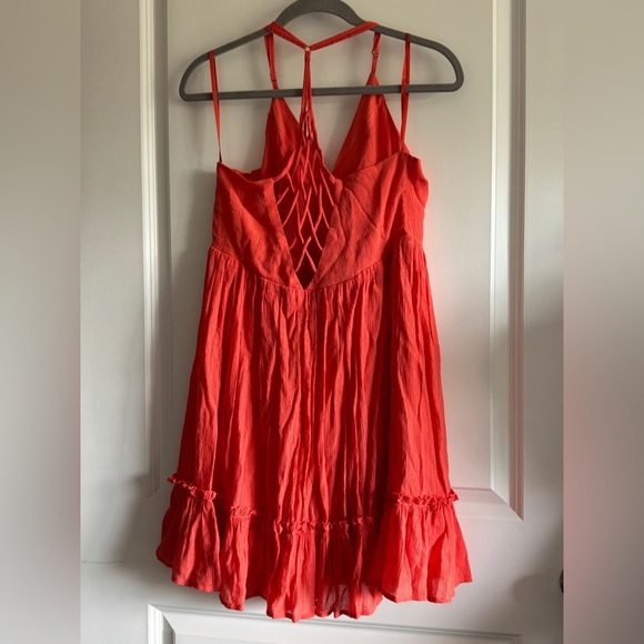 Elegant Red Mini Dress - Picture 8 of 9